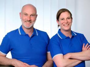 Teambild von Dr. Ilberg und Frau Sandmann